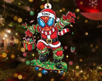 Adorno navideño acrílico personalizado de Spiderman en patineta, adorno navideño de superhéroe, divertido regalo de Navidad para patinador.