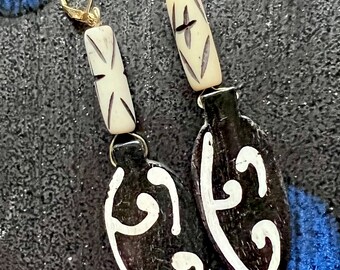 Afrocentric Bone Dangle Earrings: Boho Statement Jewelry