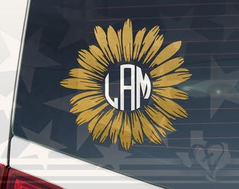 Daisy Monogram Custom Vinyl Decal: Personalized Flower Decal