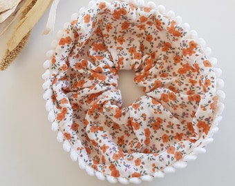 Chouchou pompons double gaze de coton fleurs orange