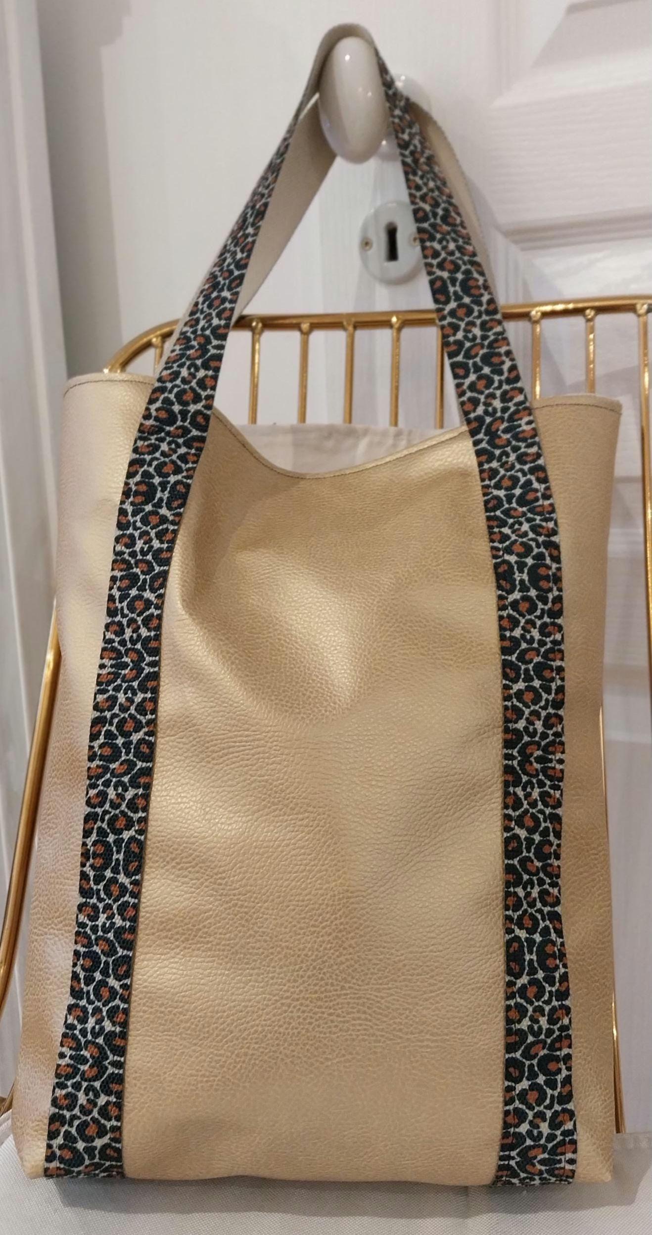 Sac Cabas De Plage Effet Huilé Léopard - Nylon, Beige/noir, Neuf Avec étiquettes