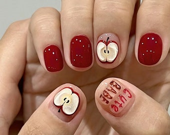 Unghie di mela rossa, graziose toppe per unghie dipinte a mano, divertenti nail art, unghie personalizzabili