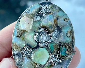 Bloom Kollektion : Opal Edelsteine und Silber 4 Blatt Blume
