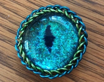 Glass Dragon Eye with chain mail in blue/greens