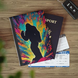 Bunte Big Foot Passhülle, Veganer Leder Passhalter, 90er Jahre Retro Vibe Reise-Accessoire, Buntes Cryptid Geschenk für Verschwörung Fan