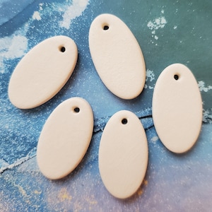 1 3/16&quot; Blank Ceramic Oval Pendants with Holes to Paint, Decorate or Glaze, Plain Bisque Base for Jewelry Necklace, Earrings, Bracelet, Gift