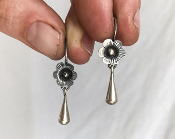 Mazahua Flower Earrings. Sterling Silver. Mexico. Frida Kahlo