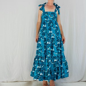 Fantastic Block Print Maxi Dress. Banana Leaf Print imagem 1