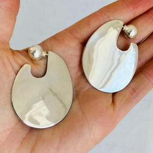 Flat Hoop Earrings. Sterling Silver. Atelier Aadya. 0961