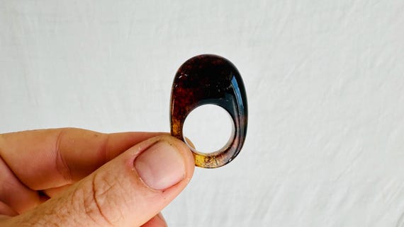 Solid Amber Ring. Size 5. 0506 - image 1