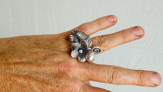 Silver Flower Ring. Adjustable. 0658 - image 7