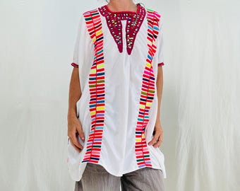 Huipil mexicano tenango. Vibrante textil maya. 4219