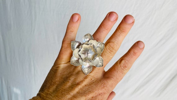 Silver Lotus Ring. Adjustable - image 3