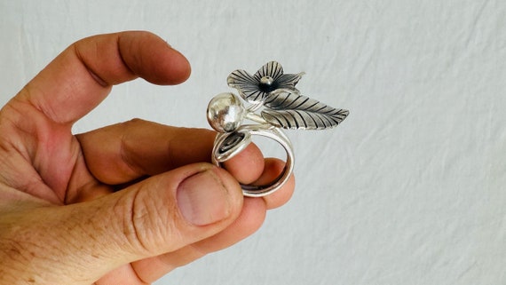 Silver Flower Ring. Adjustable. 0658 - image 5