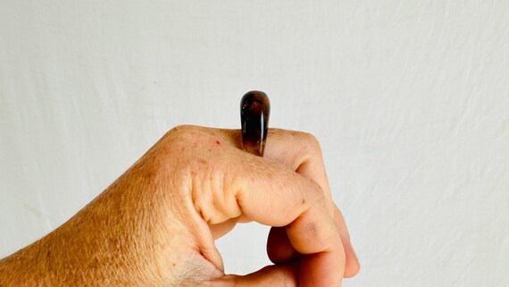 Solid Amber Ring. Size 8. 0816 - image 5