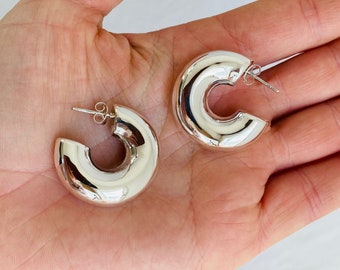 Fat Hoop Earrings. Sterling Silver. Atelier Aadya. 0318