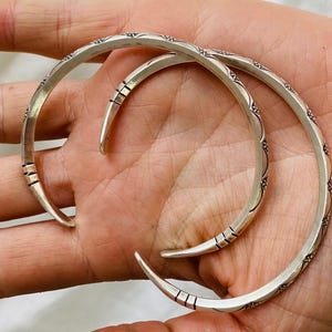 PAIR Karen Hill Tribe Bangle. Sterling Silver. Thailand. 0145