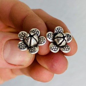Flower Earrings. Fine Silver. Karen Hill Tribe. 0119