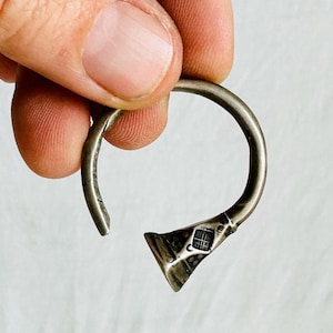 Antique Tuareg Tizabaten Silver Hoop Earring Earweight Tribal Tsabit. 0804