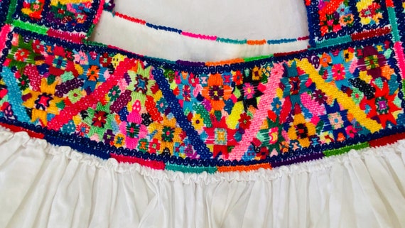 Hand-Embroidered Nahua Blouse. Puebla, Mexico - image 6