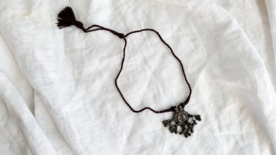Antique Hindu Goddess Feet Amulet Necklace. Adjus… - image 4