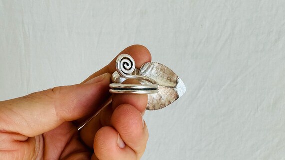 Silver Flower Ring. Adjustable. 0658 - image 6