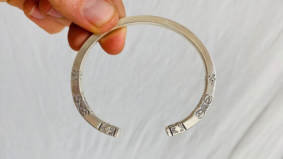 Trio of Three Silver Bangles from the Karen Hill … - image 5