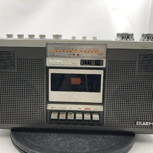 Sony CFS-V1 Radio Cassette Player Vintage Boombox AM/FM Stereo Portable-Tested