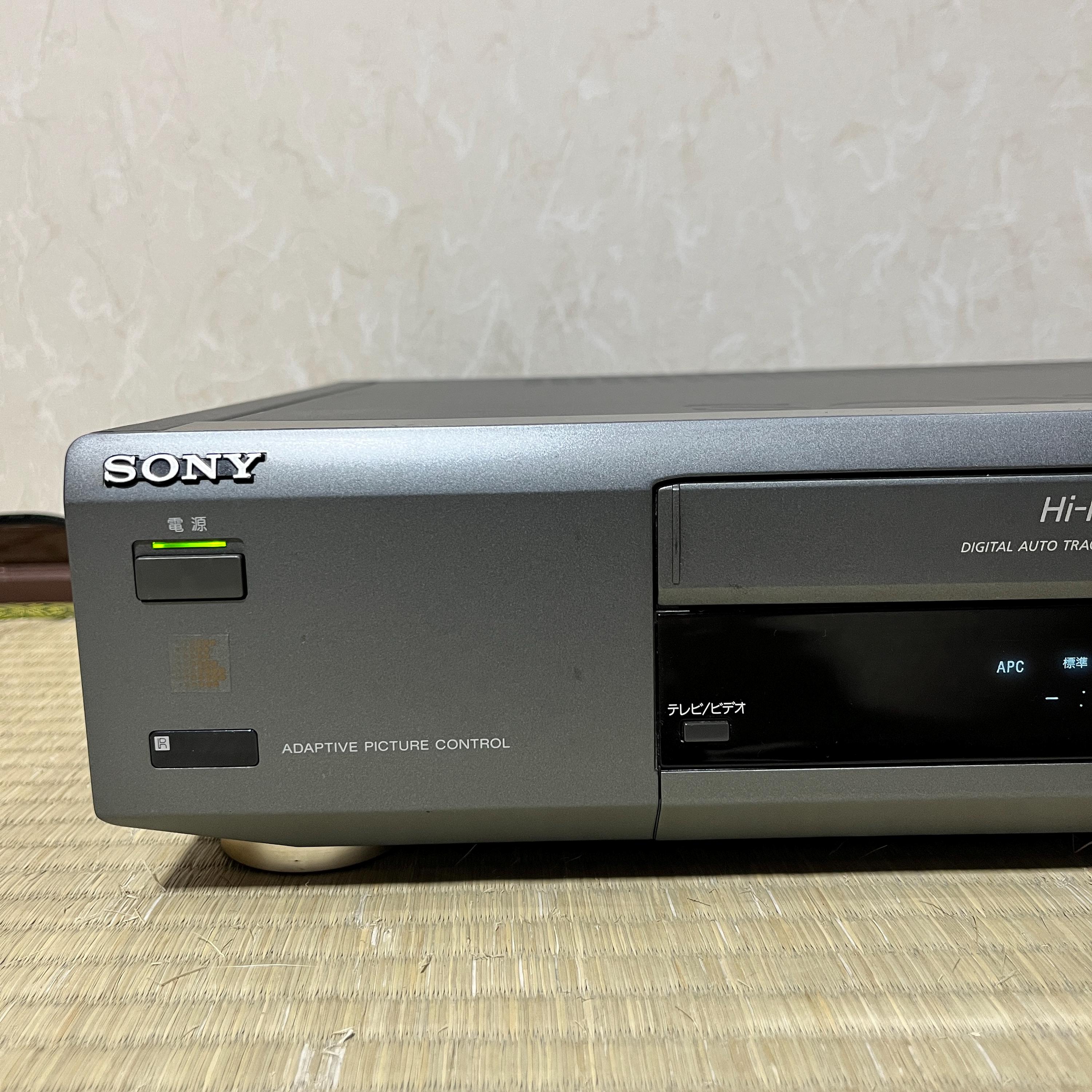 Sony SLV-FT11 VHSビデオデッキレコーダー — 完全に動作するビンテージ