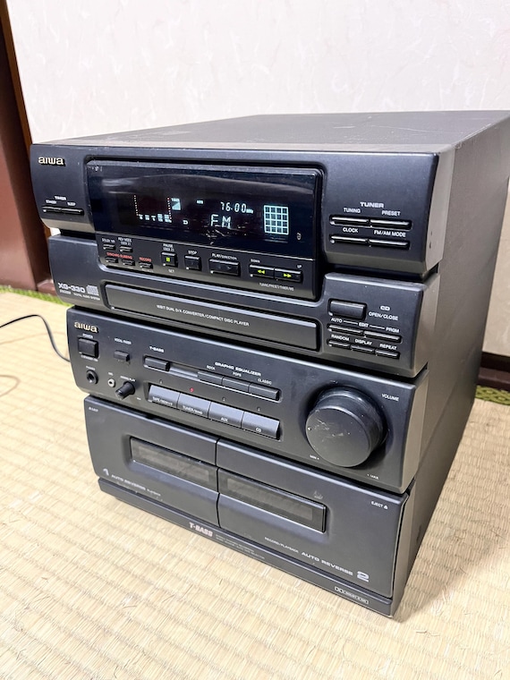 Vintage Aiwa Stereo System XG-330 | Tuner Working (CD & Cassette