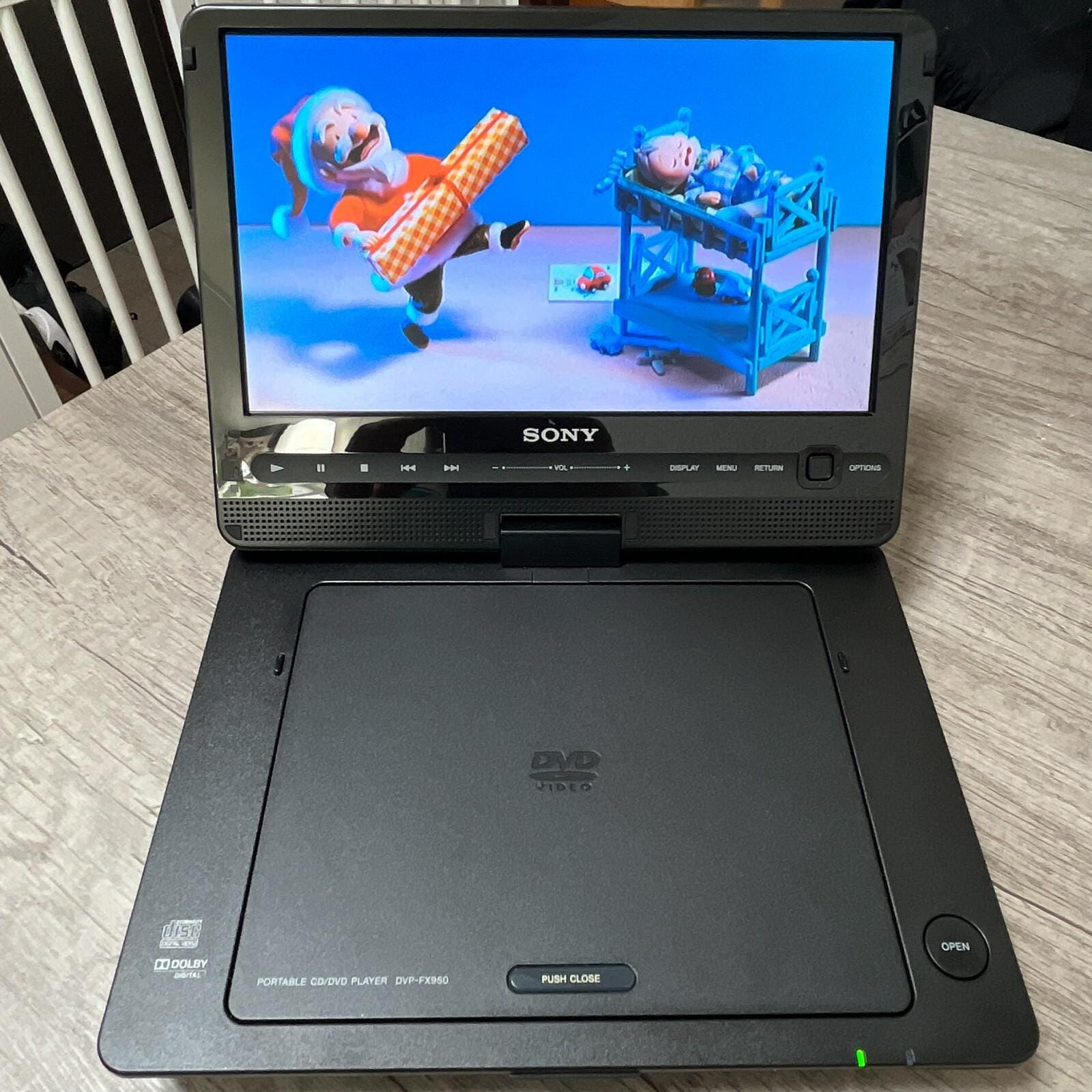 SONY ポータブルDVDプレーヤー DVP-FX950 SONY ポータブルDVDプレーヤー DVP－FX950の通販