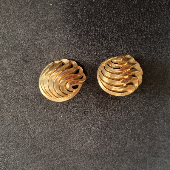 Crown Trifari Clip On Earrings - image 1