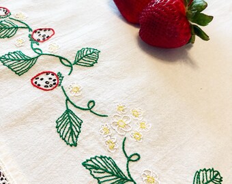 Hand Embroidered Strawberry Table Linen: Vintage Farmhouse Cotton Decor