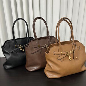 Sac fourre-tout en cuir, grand sac fourre-tout, sac hobo en cuir lisse, sac à bandoulière pour femme, sac de transport minimaliste