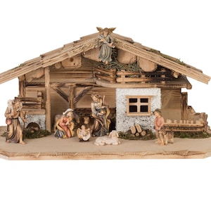 11-piece wooden nativity scene figurine set with hut
