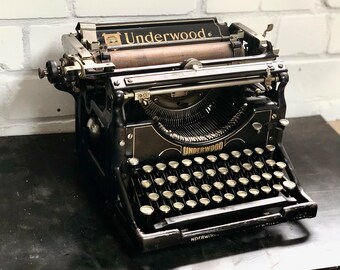 Belle machine à écrire antique Underwood n° 5, année 1929