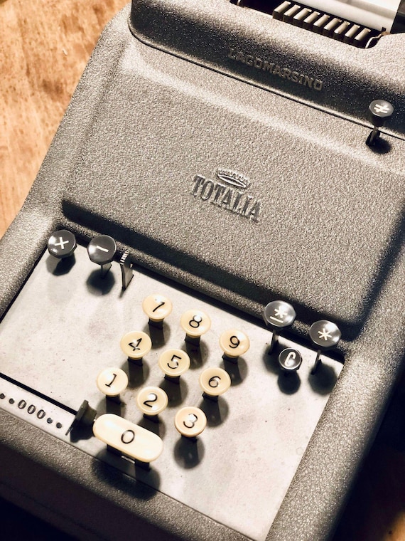 希少な1940年製トータリア・ラゴマルシーノ社製イタリア製機械式計算機 