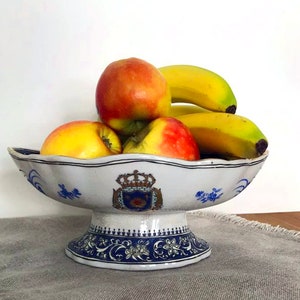 Vintage Porcelain centerpiece bowl ,Chateau de Versailles original Wong Lee,very decorative,FREE Shipping in EU and UK