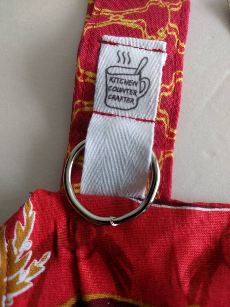 Medium Knitting Project Bag. Three Skein Zippered Bag Yarn Balls Moka Pot Zippered Tote