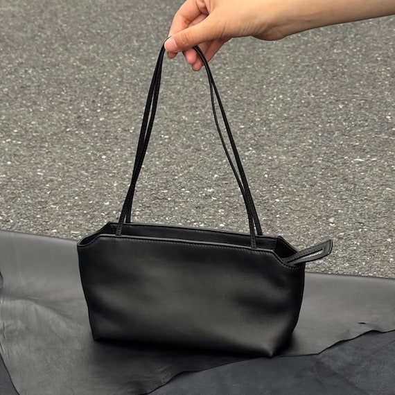 Lambskin Shoulder Bags, Small Leather Tote Bag, 2026 New Trendy Handbags