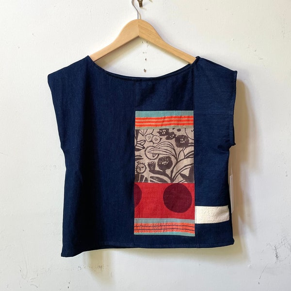 The PATCHWORK CROP made of Upcycled and Vintage Fabric Scraps - One of a Kind sz XS - Sustainable Clothing - Slow Fashion - Block Print