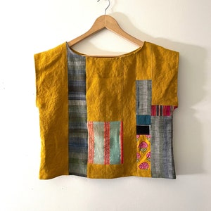 The LINEN PATCHWORK CROP made of Upcycled and Vintage Fabric Scraps - One of a Kind sz M - Sustainable Linen Clothing - Slow Fashion