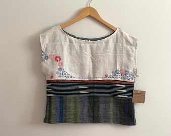 The LINEN PATCHWORK CROP made of Upcycled and Vintage Fabric Scraps - One of a Kind sz xs - Sustainable Clothing - Slow Fashion - No Waste