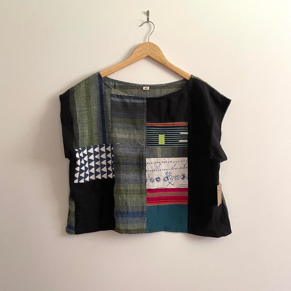 The LINEN PATCHWORK CROP made of Upcycled and Vintage Fabric Scraps - One of a Kind sz xl - Sustainable Clothing - Slow Fashion - No Waste