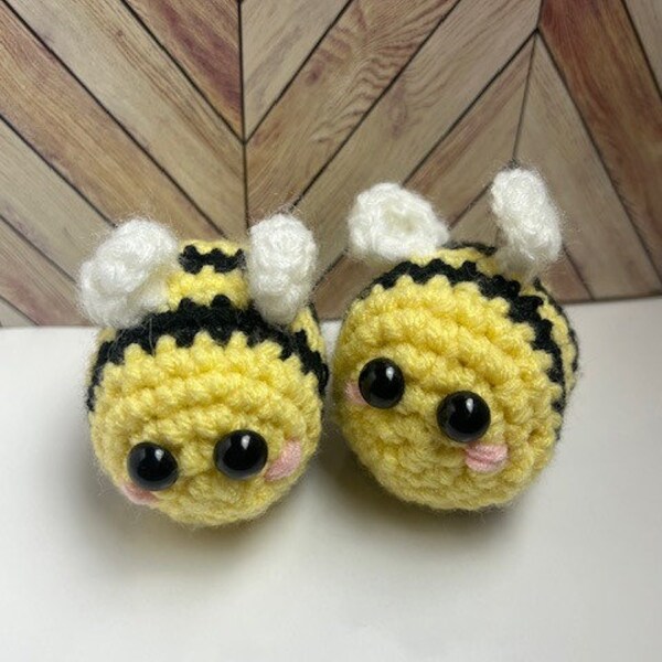 Handmade Spring Crochet Bee