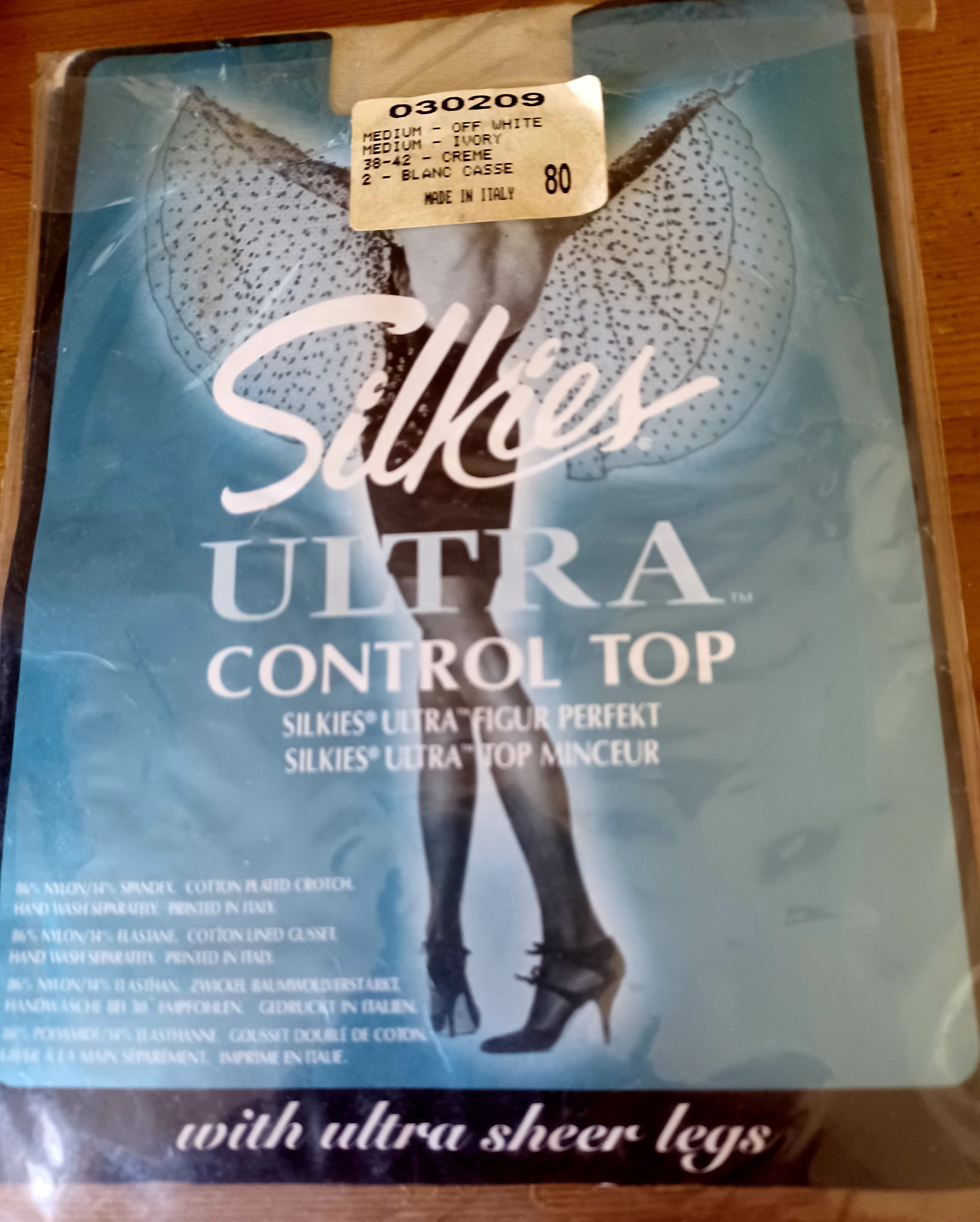 Silkies Ivory Ultra Control Top Tights With Ultra Sheer Legs Size Medium 