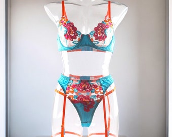 Ensemble de lingerie en dentelle à fleurs / Ensemble de lingerie transparent à fleurs en maille / Ensemble de broderie / Sous-vêtements mignons / Lingerie à bretelles en dentelle / Sous-vêtement intime