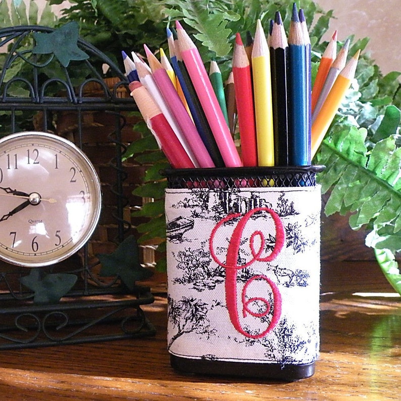 Monogrammed Pen Holder, Personalized Desk Accessory image 3