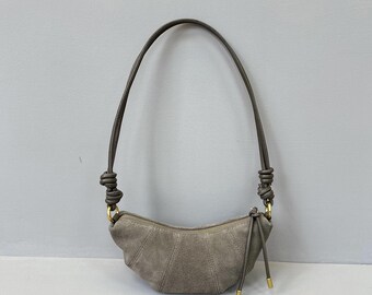 ショルダーバッグ・ポシェット Soft suede mini shoulder bag ivory Suede Shoulder Bag, Soft Leather Croissant Bag, Minimal