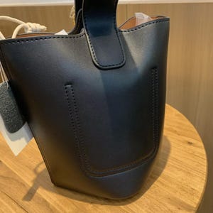 Minimalist Bucket Tote Bag, Women's Leather Bag, Small Handbag, Leather Top Handle Bag image 4